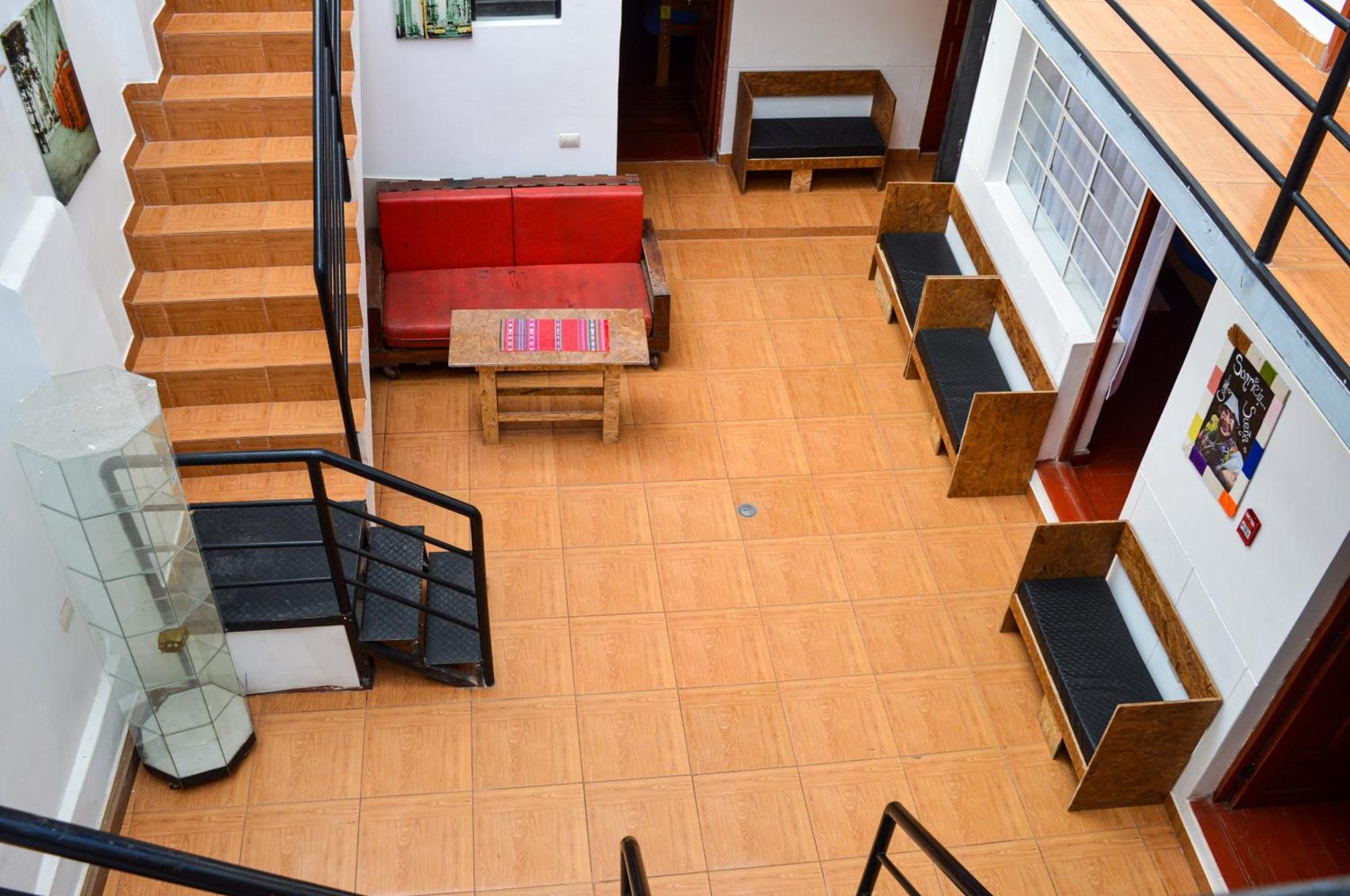 Peru Hostel Inn Plaza Cuzco Exterior photo